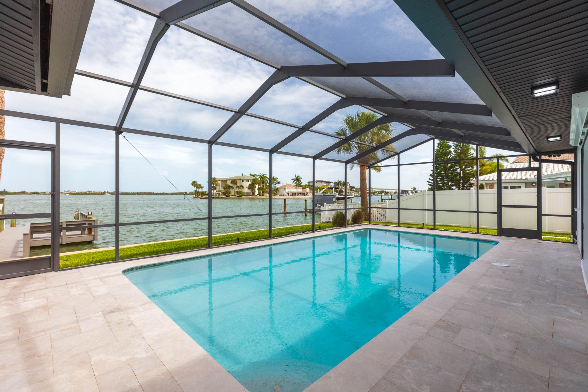 Pool overlooking panoramic open water